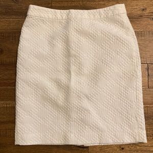 White Size 4 Banana Republic skirt